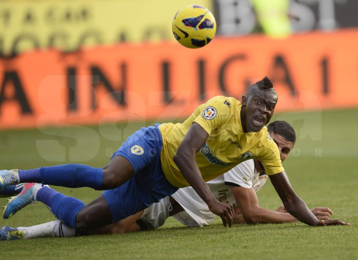 VIDEO&FOTO Cadou pentru Pandurii » Petrolul - Astra 1-1 şi ambele echipe au ratat şansa să urce pe locul 2