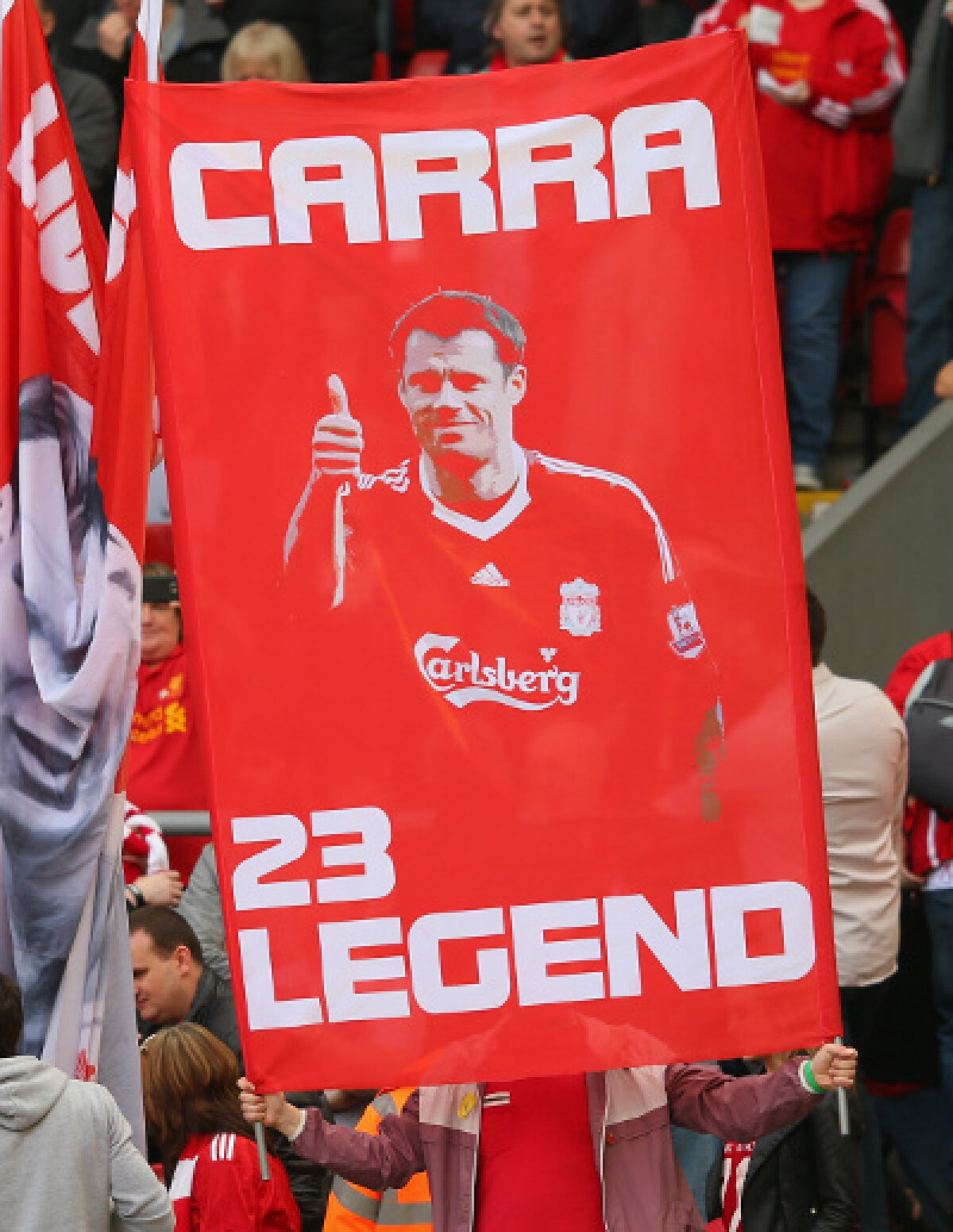 VIDEO şi FOTO » S-a retras încă o legendă: momente emoţionante la ultimul meci al lui Jamie Carragher