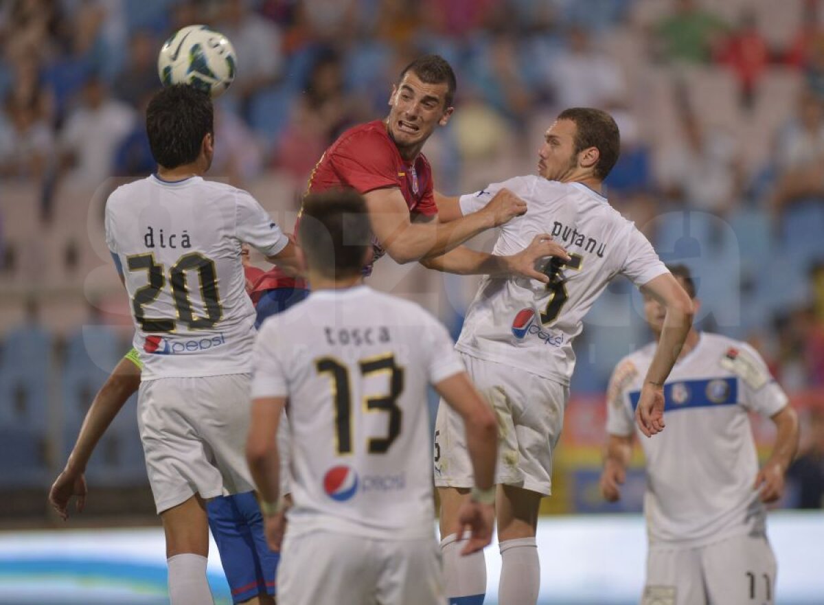 VIDEO&FOTO Finul şi-a salvat naşul cu preţul unei umilinţe » Steaua - Viitorul 2-5