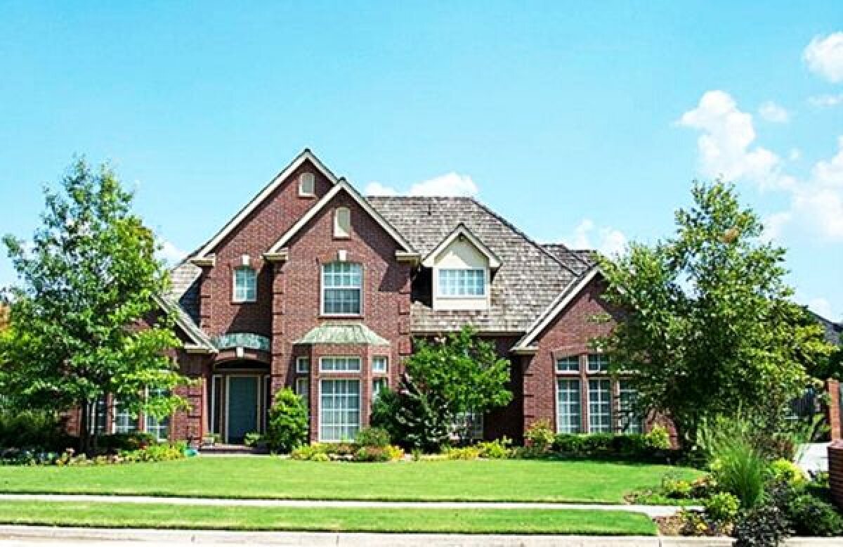 Puterea tornadei care a lovit ieri statul american Oklahoma şi care a făcut 91 de victime a depăşit nivelul maxim » Nadia: "Sîntem bine!"