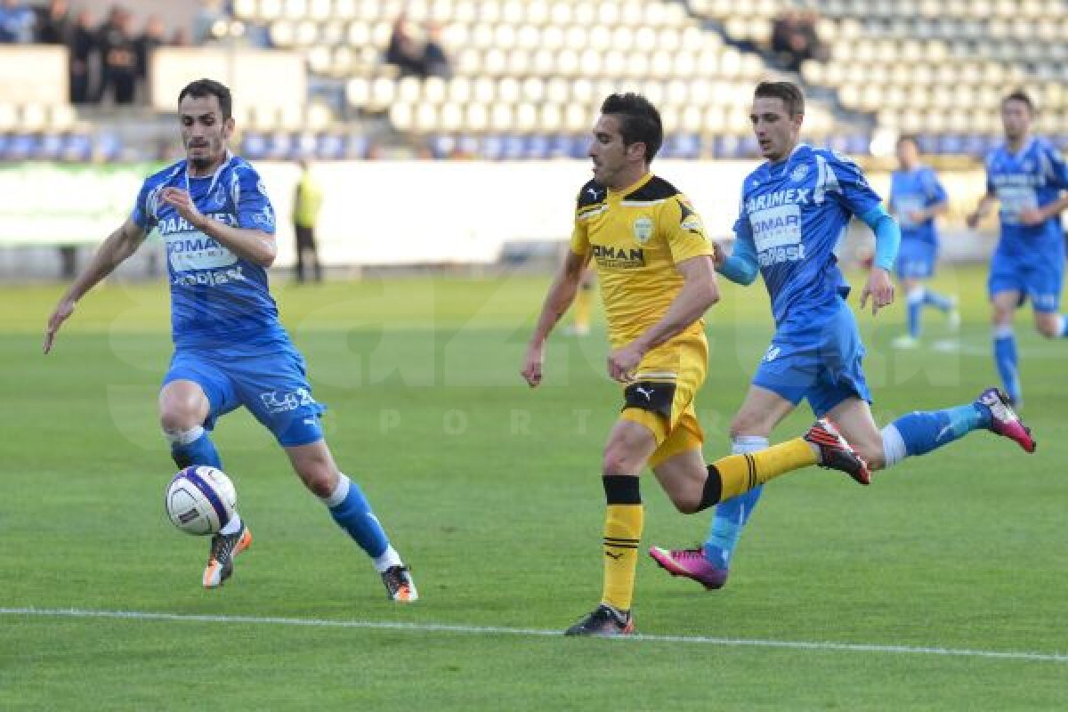 VIDEO+FOTO Spectacol la ultimul meci de acasă al "stegarilor" » Braşovul învinge Bistriţa cu un categoric 4-1