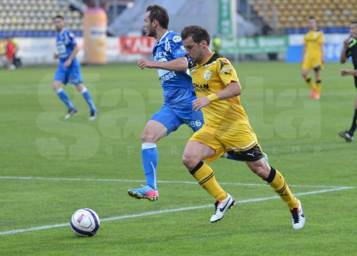 VIDEO+FOTO Spectacol la ultimul meci de acasă al "stegarilor" » Braşovul învinge Bistriţa cu un categoric 4-1