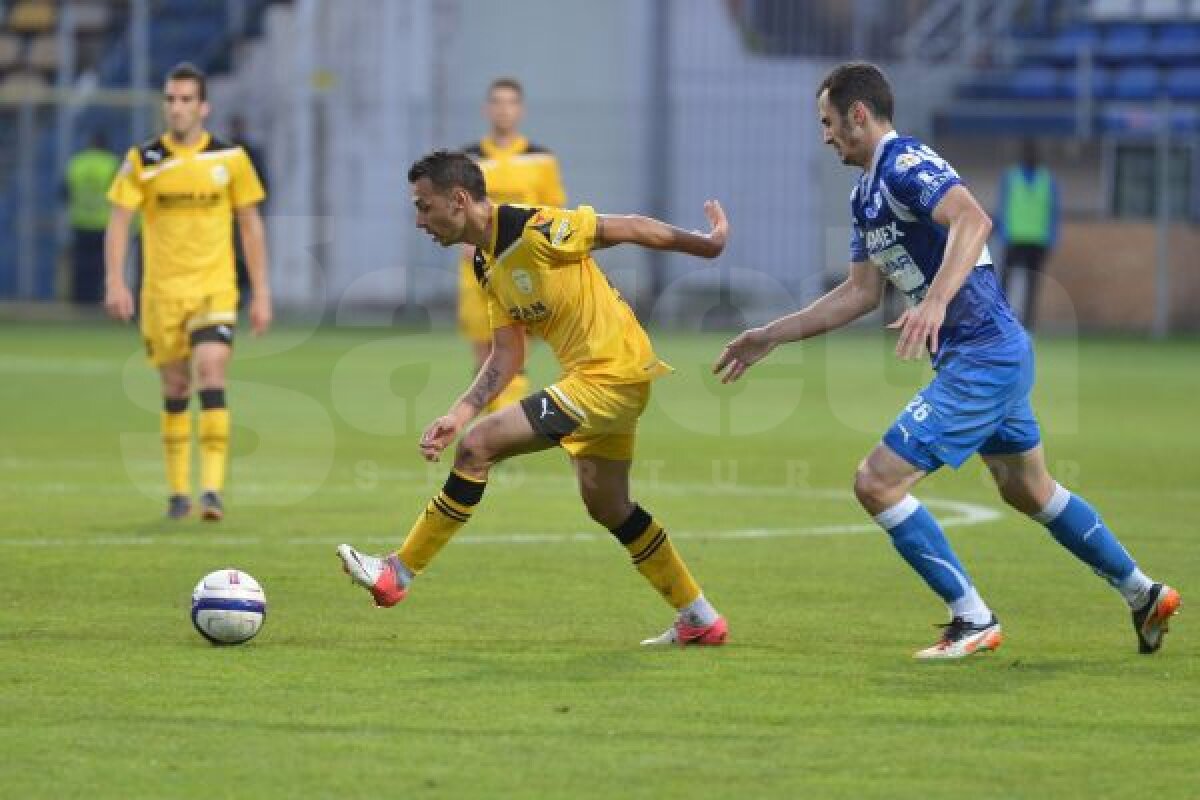 VIDEO+FOTO Spectacol la ultimul meci de acasă al "stegarilor" » Braşovul învinge Bistriţa cu un categoric 4-1