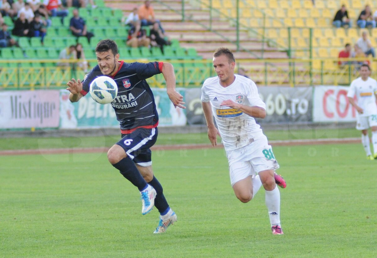 FOTO şi VIDEO FC Vaslui - Oţelul 1-0 » Gazdele o depăşesc pe Dinamo în clasament