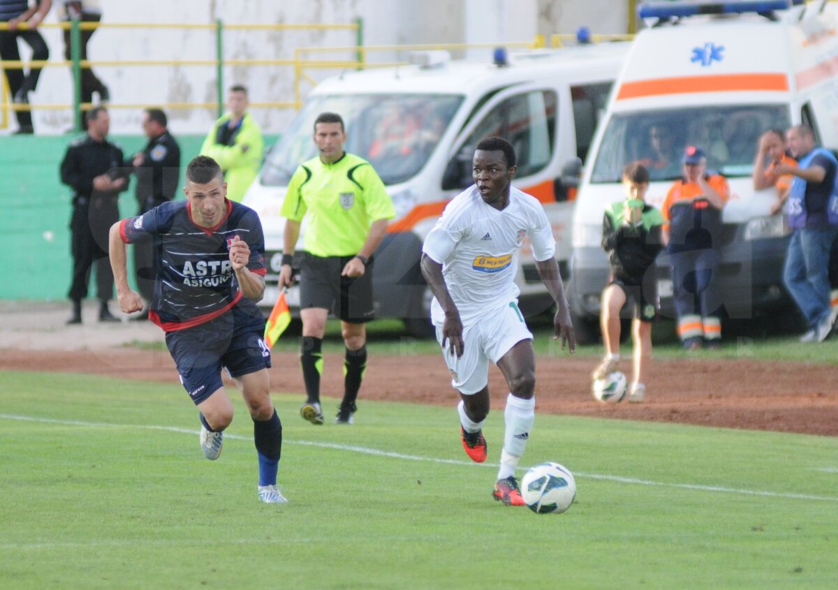 FOTO şi VIDEO FC Vaslui - Oţelul 1-0 » Gazdele o depăşesc pe Dinamo în clasament