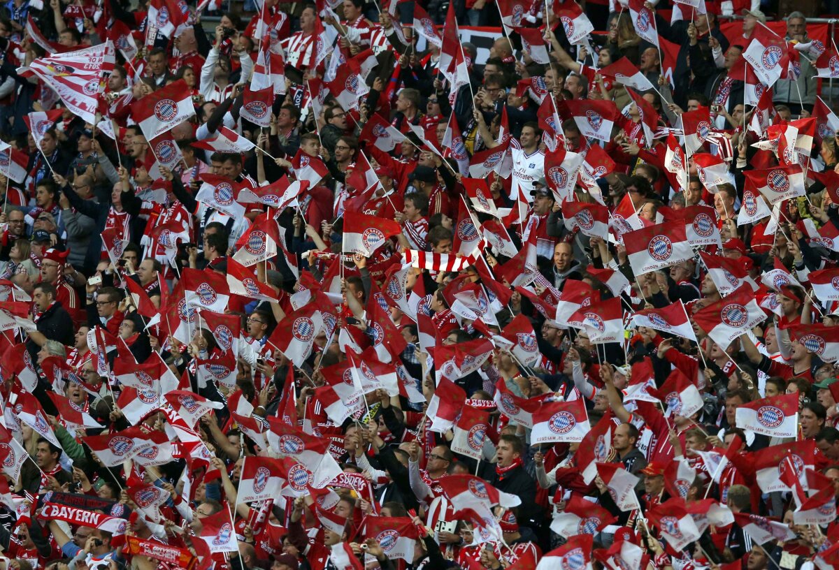 VIDEO şi FOTO Spectacol în tribunele de pe Wembley » Atmosferă incredibilă la finala UEFA Champions League