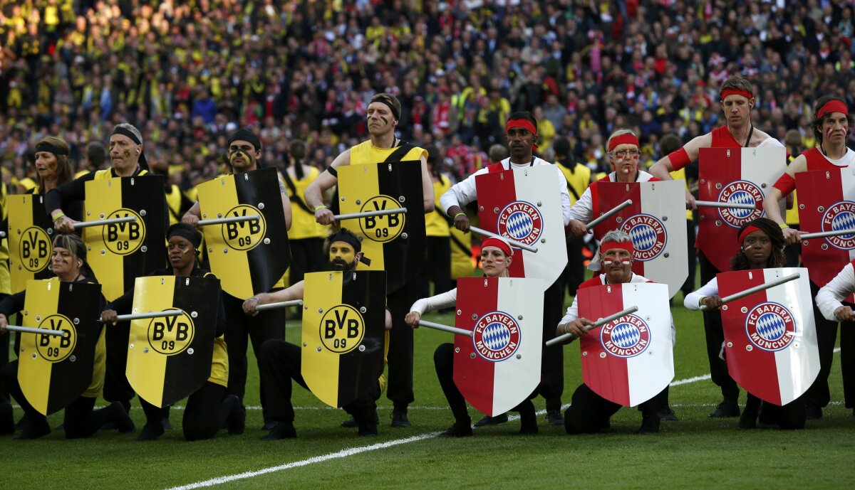VIDEO şi FOTO Spectacol în tribunele de pe Wembley » Atmosferă incredibilă la finala UEFA Champions League