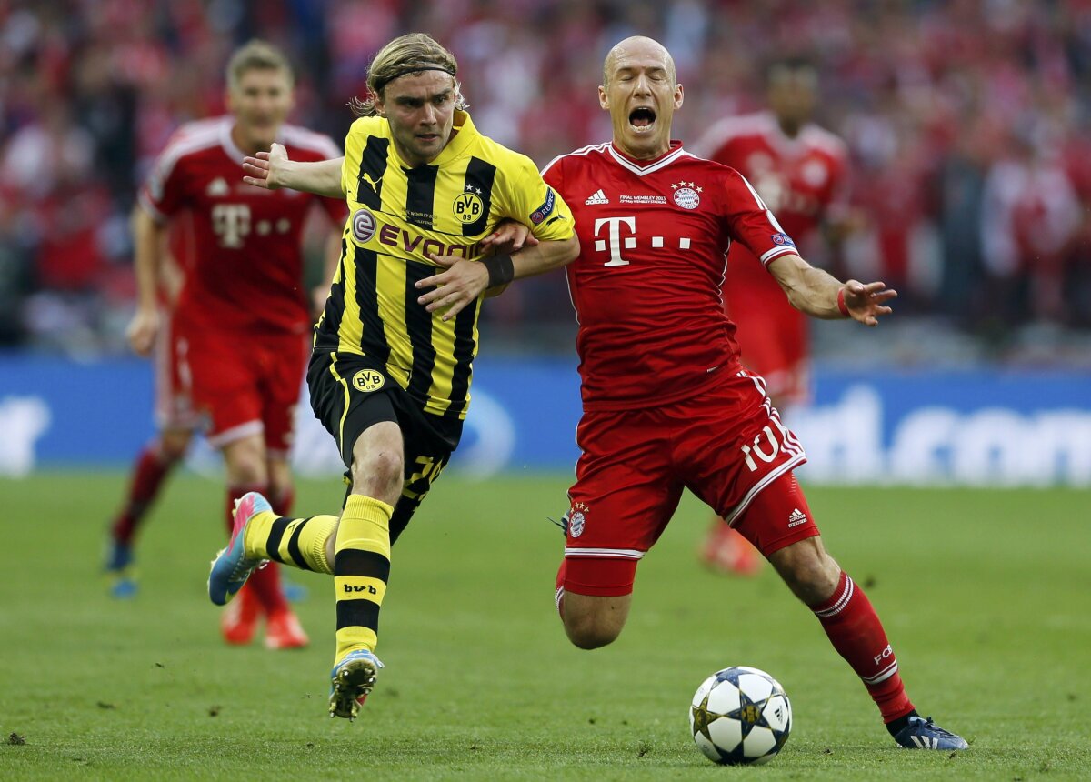 VIDEO şi FOTO » Bayern über alles » Dortmund - Bayern 1-2 » Robben omul finalei!