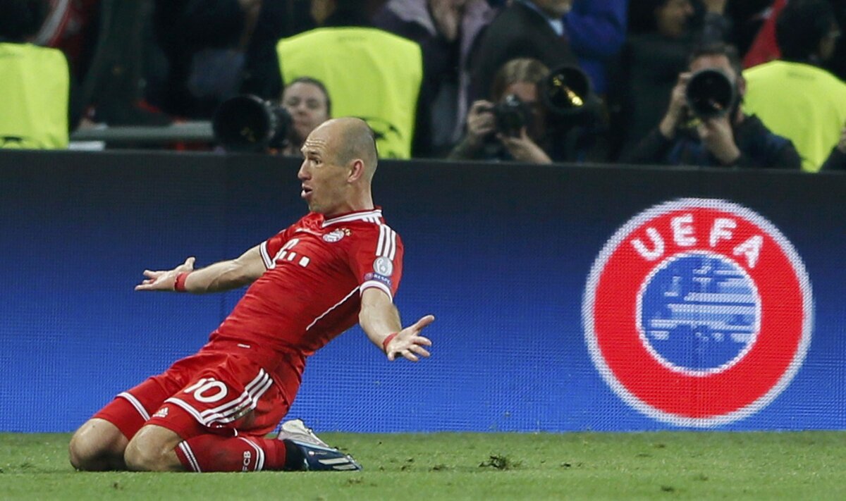 VIDEO şi FOTO » Bayern über alles » Dortmund - Bayern 1-2 » Robben omul finalei!