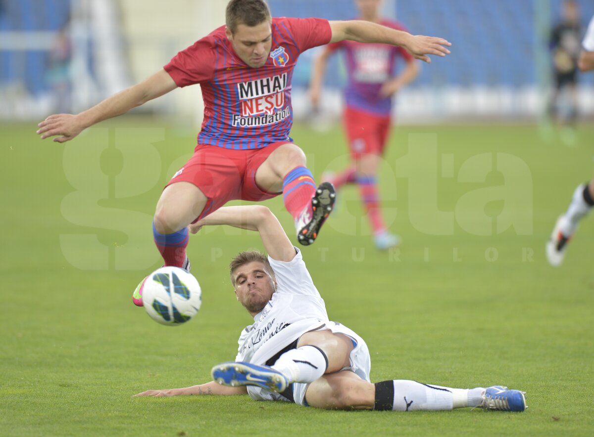 FOTO + VIDEO Severin - Steaua 1-1 » Nici titularii nu au cîştigat