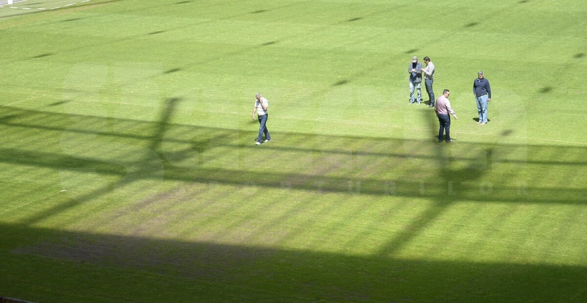 GALERIE FOTO EXCLUSIV » Gazonul Arenei Naţionale e distrus » Sandu: "Nu se poate aşa ceva!"