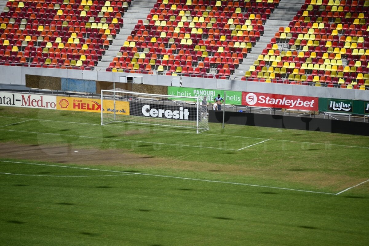 GALERIE FOTO EXCLUSIV » Gazonul Arenei Naţionale e distrus » Sandu: "Nu se poate aşa ceva!"