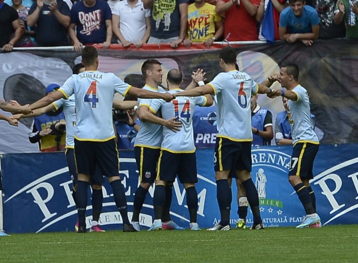 VIDEO&FOTO Spectacol şi la cea de-a 24-a victorie » Steaua - Braşov 4-0 şi roş-albaştrii au încheiat perfect sezonul