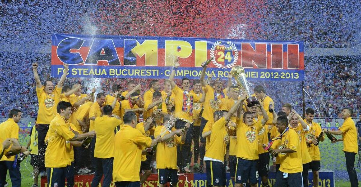 GALERIE FOTO Şampanie şi confetti pentru noua campioană a României! Steaua a primit trofeul pentru titlul 24