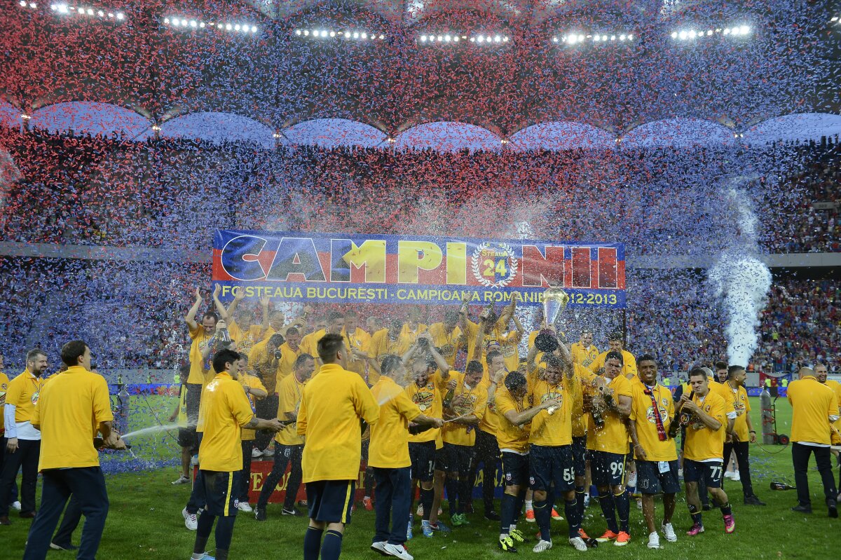 GALERIE FOTO Şampanie şi confetti pentru noua campioană a României! Steaua a primit trofeul pentru titlul 24