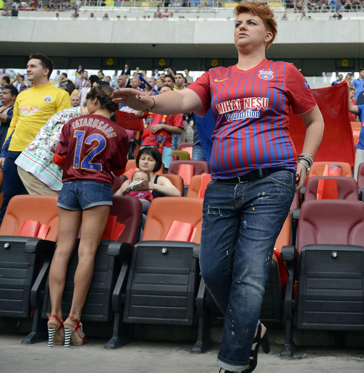 VIDEO & FOTO Urletul celor 7 ani de jar » Steaua a cinstit seara magică a sărbătoririi titlului 24 cu o victorie senină, 4-0 cu Braşov