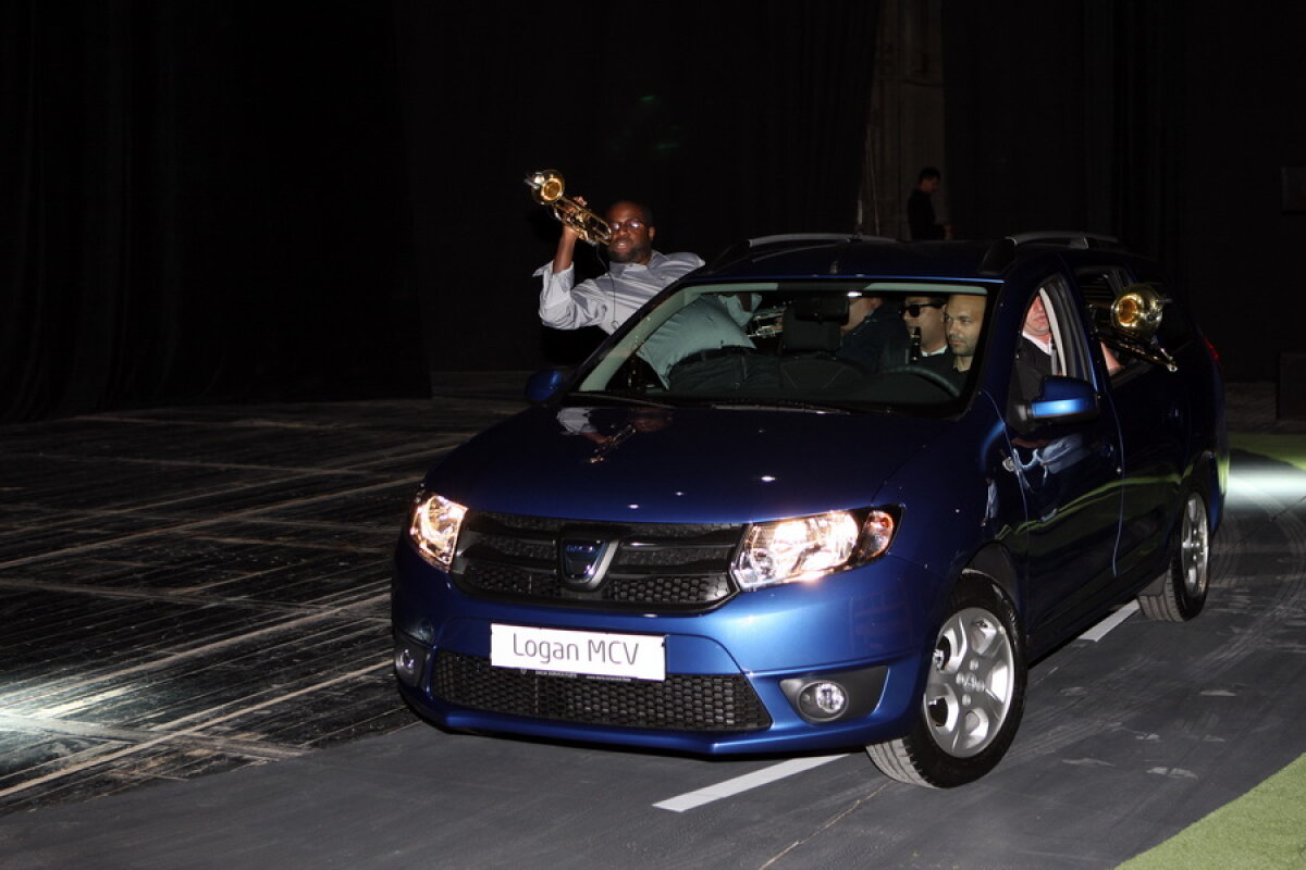 GALERIE FOTO » S-a lansat oficial noul Logan MCV cu preţ de pornire de 7.790 de euro!