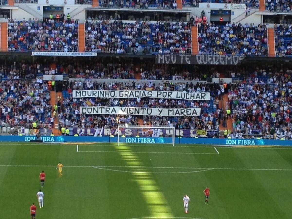 VIDEO şi FOTO Imaginile zilei: Mourinho, la ultimul meci pentru Real Madrid, încolţit de fotoreporteri » Banner anti-Casillas