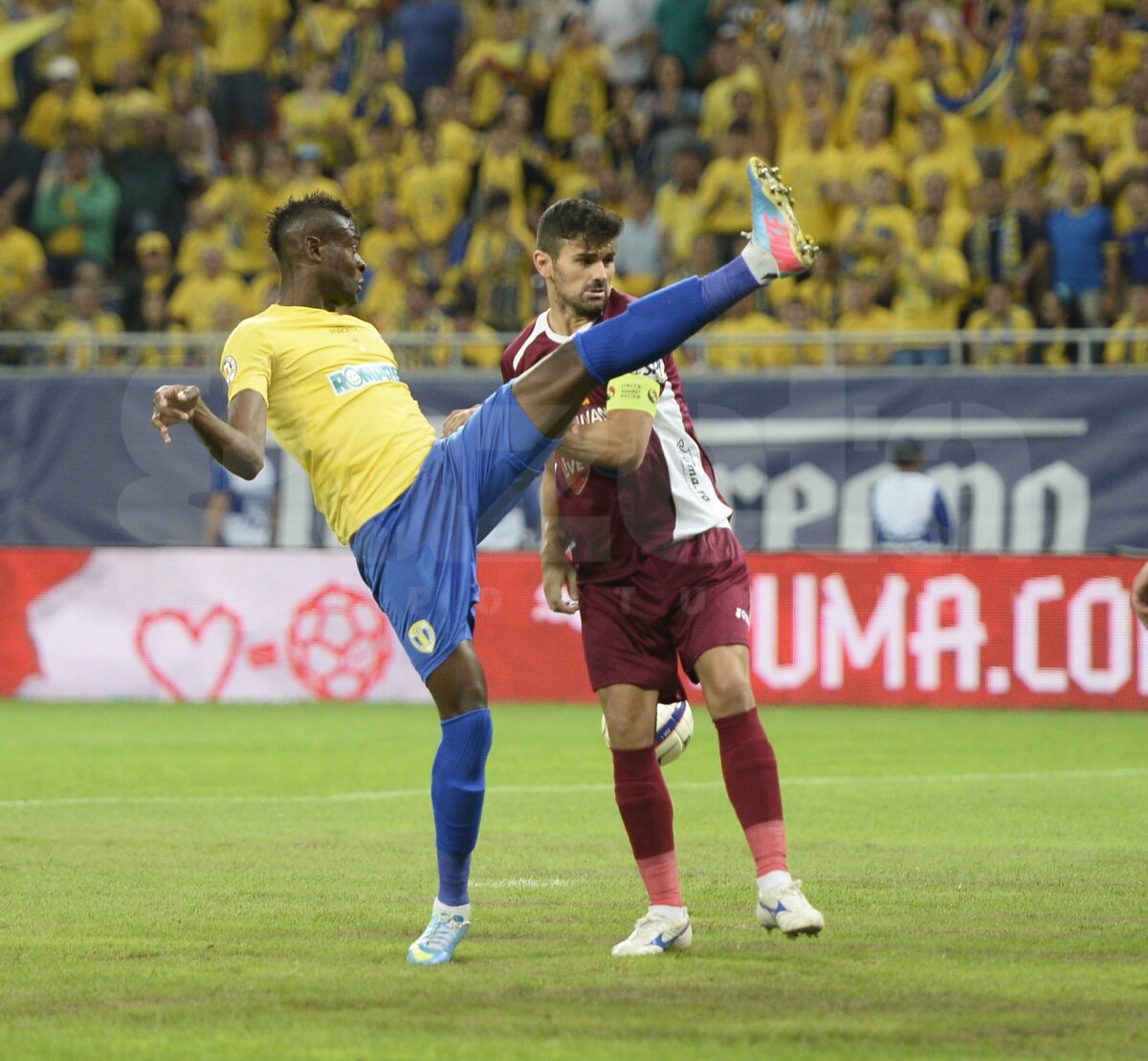 FOTO Petrolul a cîştigat Cupa României după ce a învins pe CFR Cluj, scor 1-0 » Pe 10 iulie joacă Supercupa cu Steaua