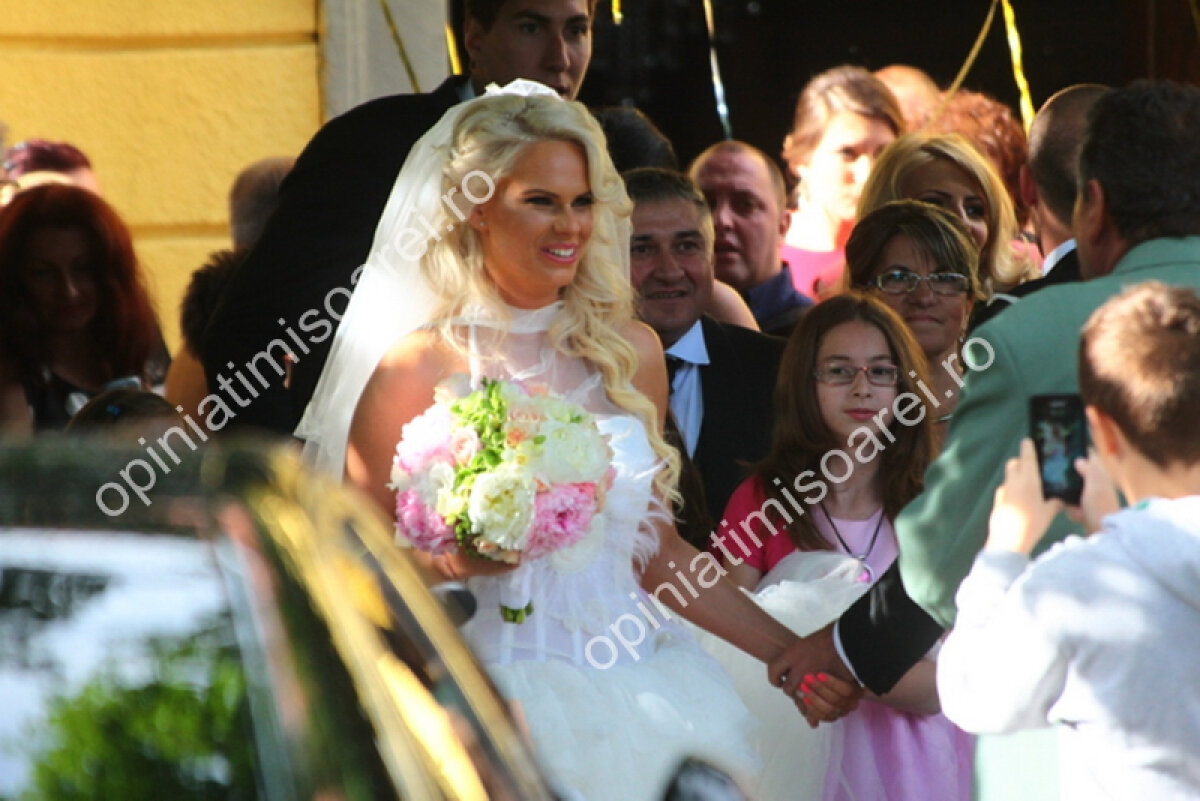 GALERIE FOTO Latovlevici s-a căsătorit, naş de cununie fiindu-i Costel Pantilimon