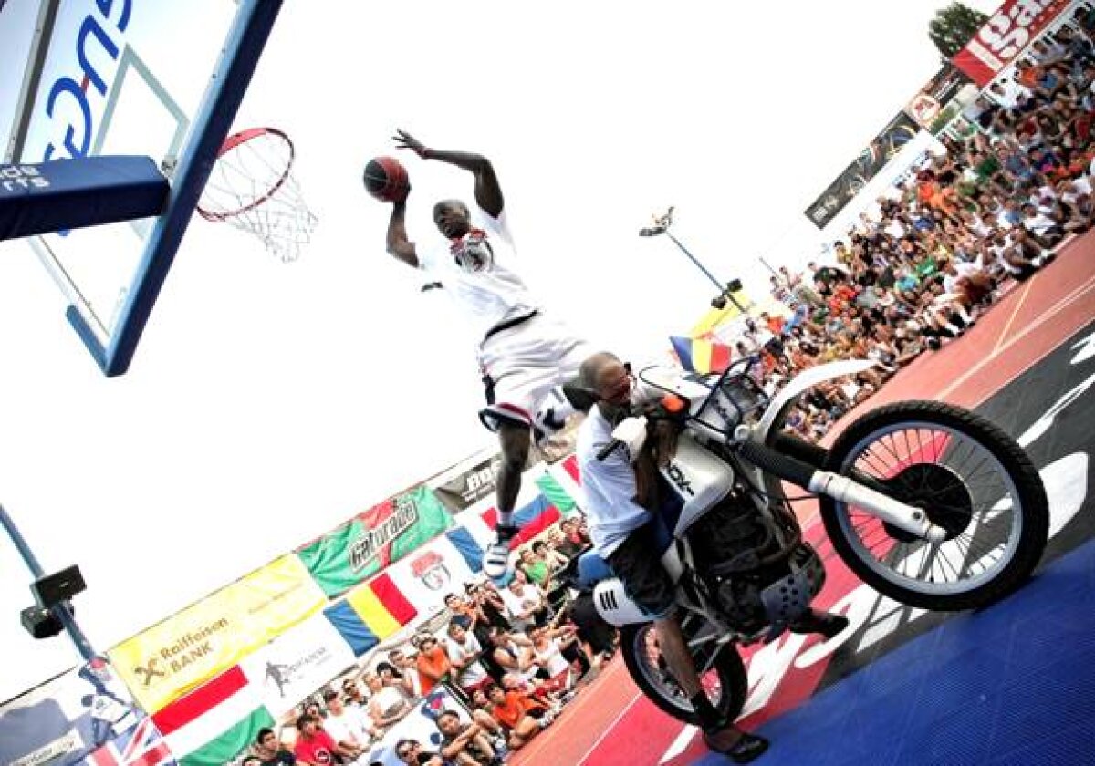 În el stă soarta baschetului 3x3! » "Cronometrul uman" vine la Wizz Air Sport Arena Streetball!