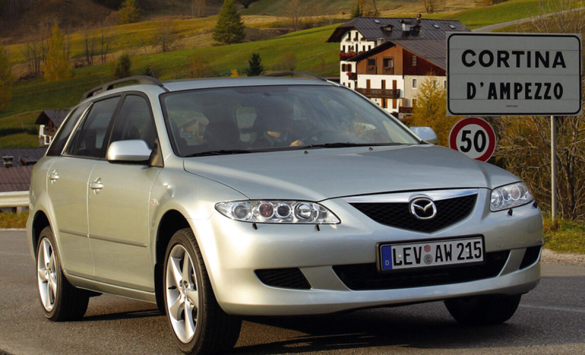 GALERIE FOTO Epatează! » Noua Mazda 6 e chiar frumoasă! Interiorul lasă, însă, de dorit