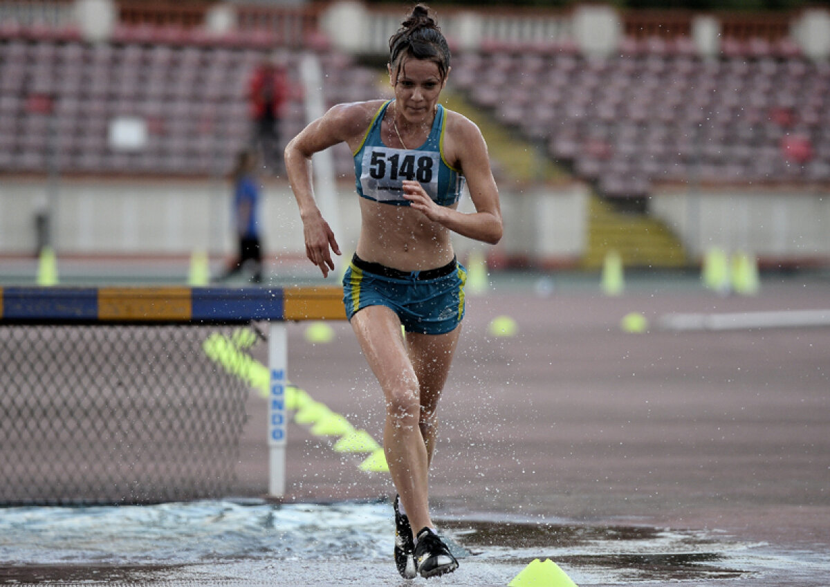 FOTO Înoată, nu aleargă! » Imaginile zilei la Campionatele Internaţionale de atletism ale României