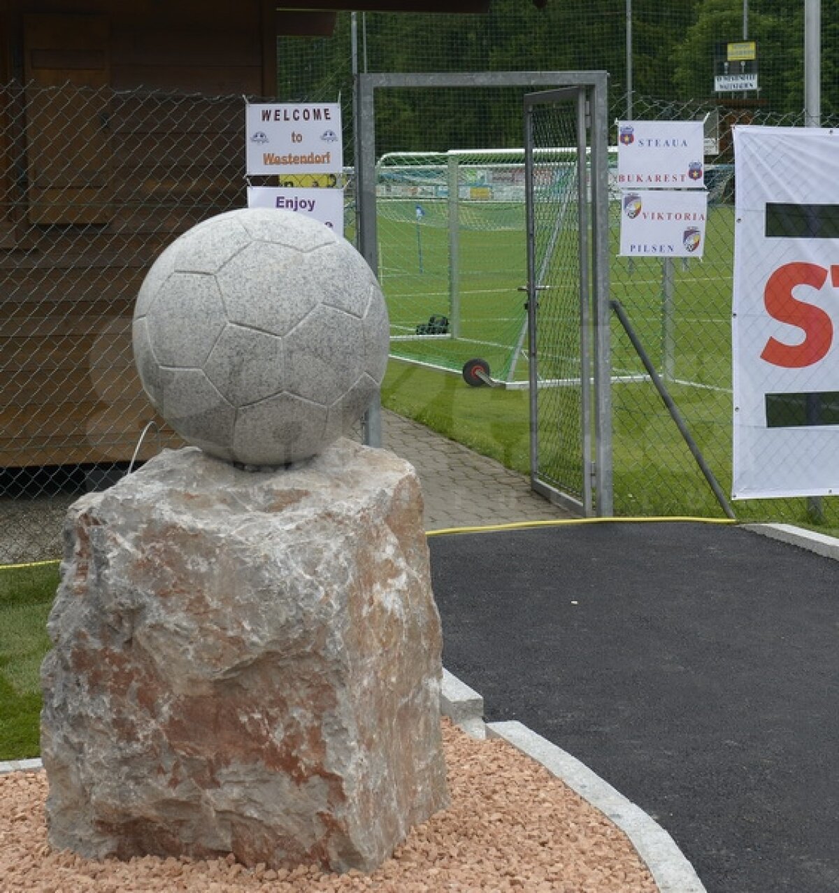 GALERIE FOTO » Steaua şi-a stabilit cartierul general în Westendorf. Primele imagini cu roş-albaştrii în Austria