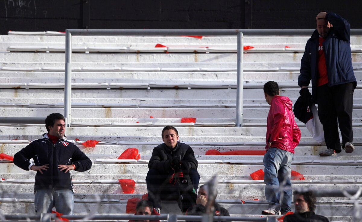 FOTO Încă un club de tradiţie din America de Sud spune adio primei ligi » Independiente a retrogradat pentru prima oară în istorie