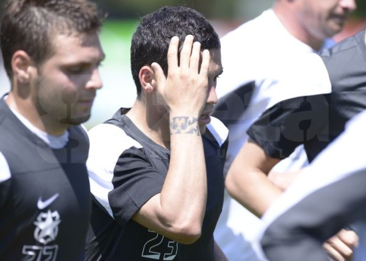 VIDEO+FOTO E greu cu Tommy » Preparatorul fizic i-a epuizat pe stelişti la primul antrenament din Austria