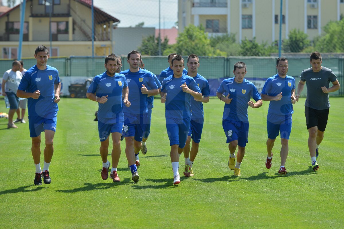 Corona s-a reunit azi! Vezi jucătorii prezenţi la primul antrenament din actualul sezon