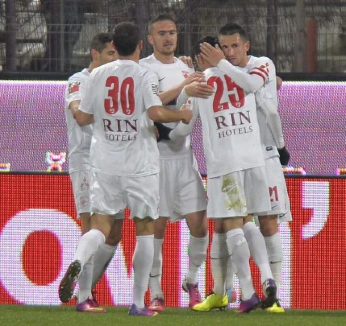 GALERIE FOTO Dinamo s-a reunit, Mulţescu anunţă: "Alexe, Grigore şi Bălgrădean au oferte şi pot pleca"