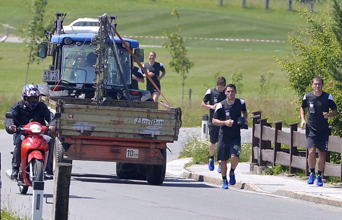 FOTO Maraton în caniculă » Steliştii se antrenează în Austria la peste 30 de grade