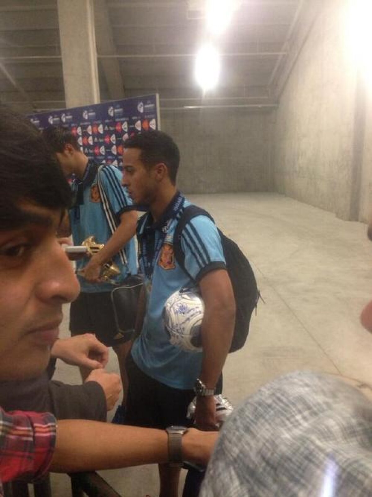 VIDEO şi FOTO "Ne vedem la Manchester!" » Dedicaţia care l-a dat de gol pe cel mai bun om al Spaniei în finala U21 cu Italia