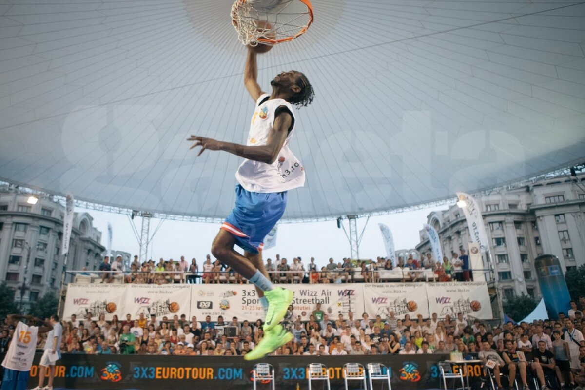 GALERIE FOTO / Nebunie de zile mari la Bucureşti » Gravitaţia a fost ridiculizată la Wizz Air Sport Arena Streetball!