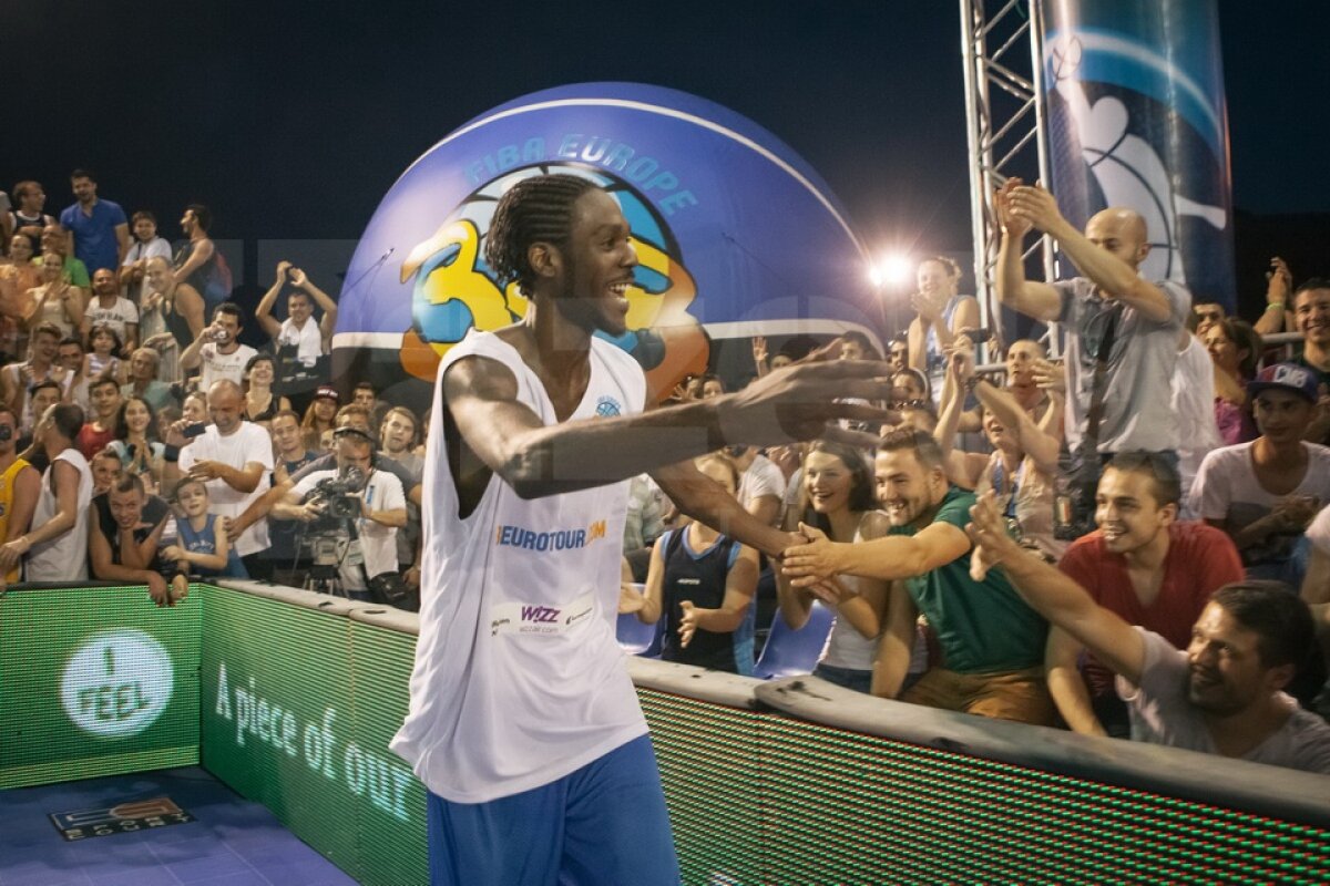 GALERIE FOTO / Nebunie de zile mari la Bucureşti » Gravitaţia a fost ridiculizată la Wizz Air Sport Arena Streetball!