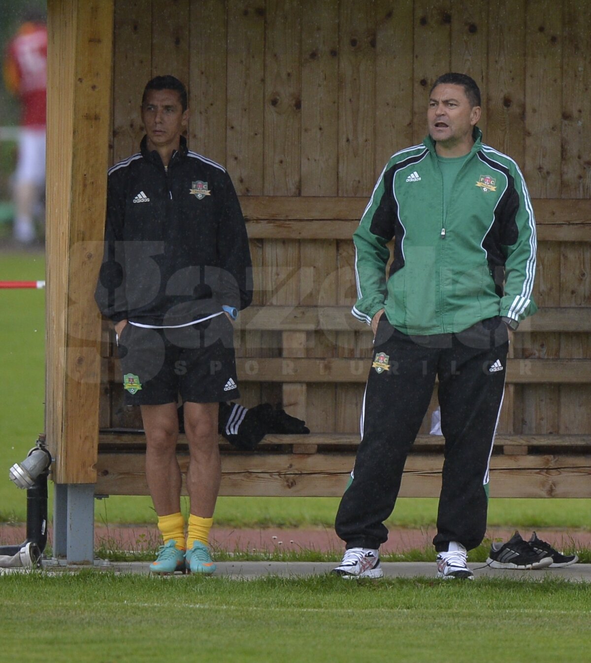 GALERIE FOTO Început dezastruos pentru Ilie Stan » Vaslui a fost umilită de Sevastopol! Reghe şi MM au fost la meci