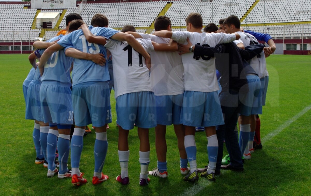 Galerie FOTO Cronica unui meci întîrziat » Rapid CFR s-a salvat de la retrogradare: 5-2 cu Sportul