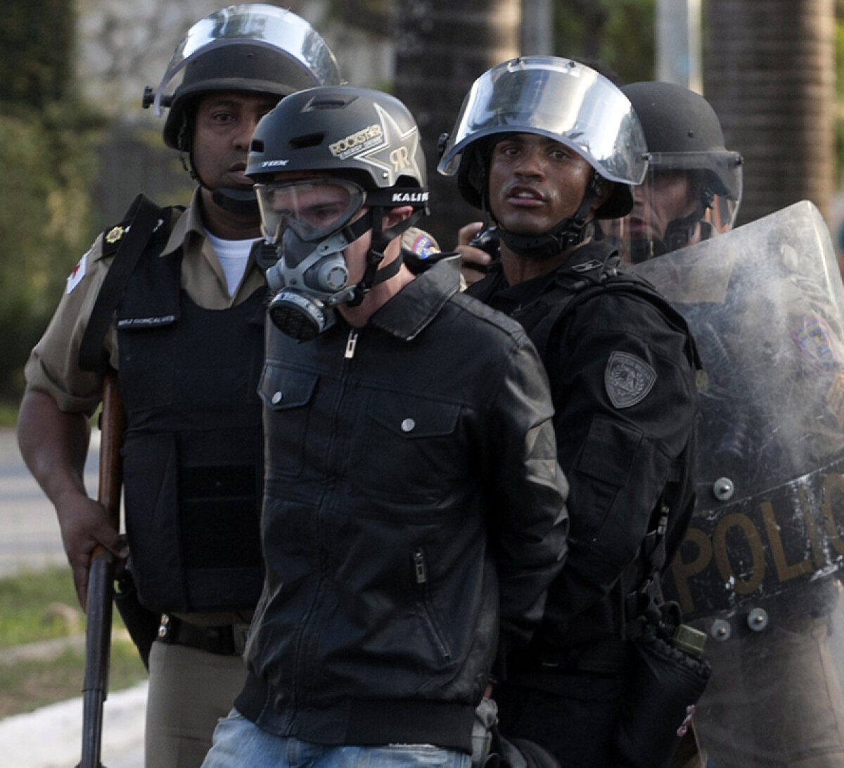 VIDEO "Micul Paul" e mare! » Paulinho a fost "motorul" Braziliei în semifinala cu Uruguay, 2-1