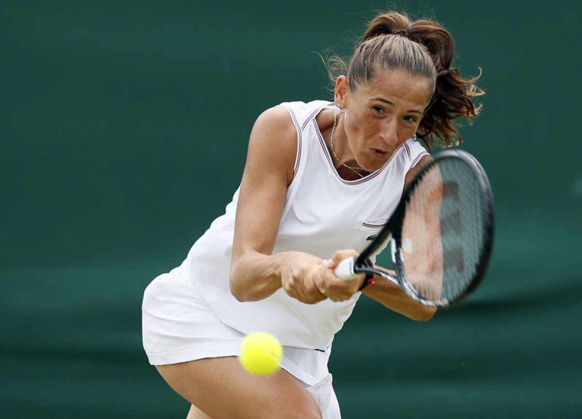 Simona Halep a fost eliminată de la Wimbledon, dar e încurajată de o mare campioană: "Să pună mai puţină presiune pe ea!"