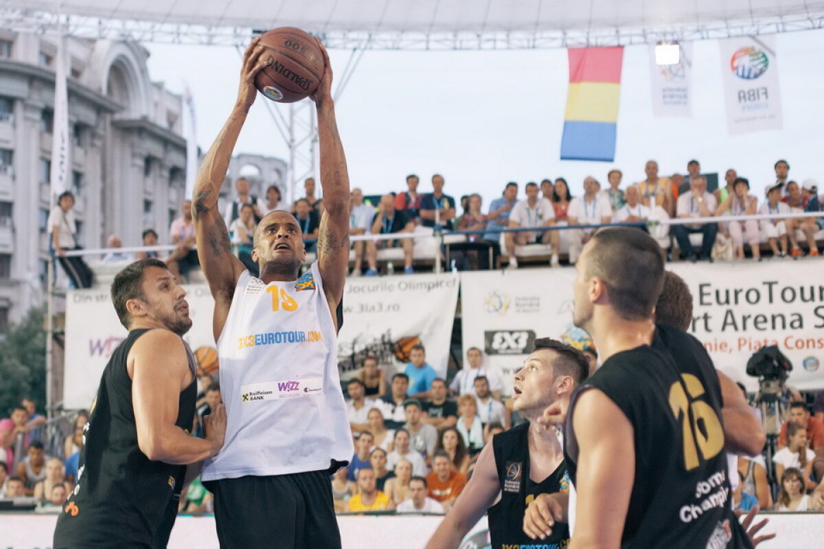 GALERIE FOTO / Bucureştiul a fost capitala baschetului mondial » Spectacol de zile mari la Wizz Air Sport Arena Streetball!
