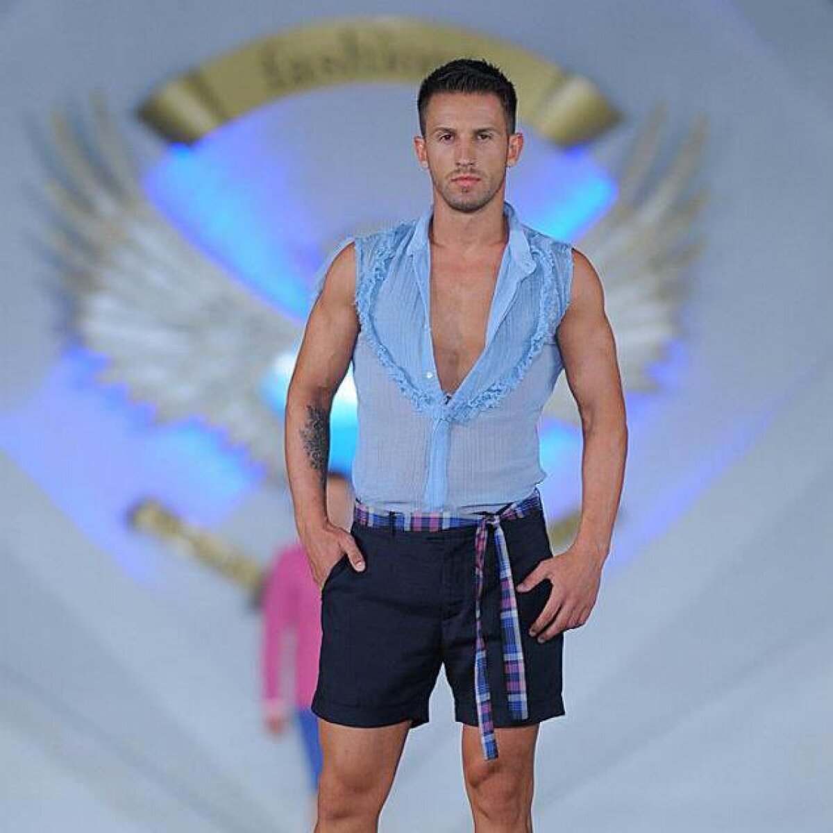 Fost coleg cu Luchin, Lato şi Pintilii, şi-a învins moartea, iar acum e instructor de fitness de succes