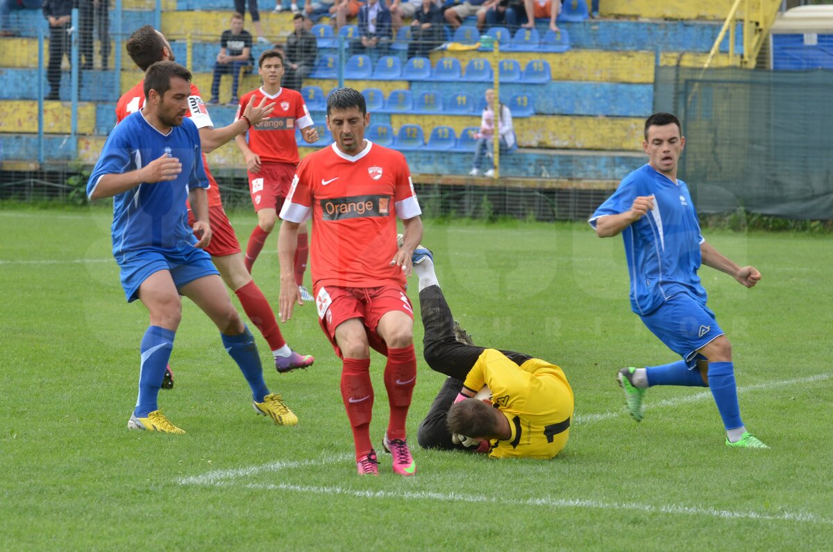 Galerie FOTO Înfrîngere la debut pentru Mulţescu » Dinamo nu a marcat timp de 120 de minute împotriva Coronei Braşov
