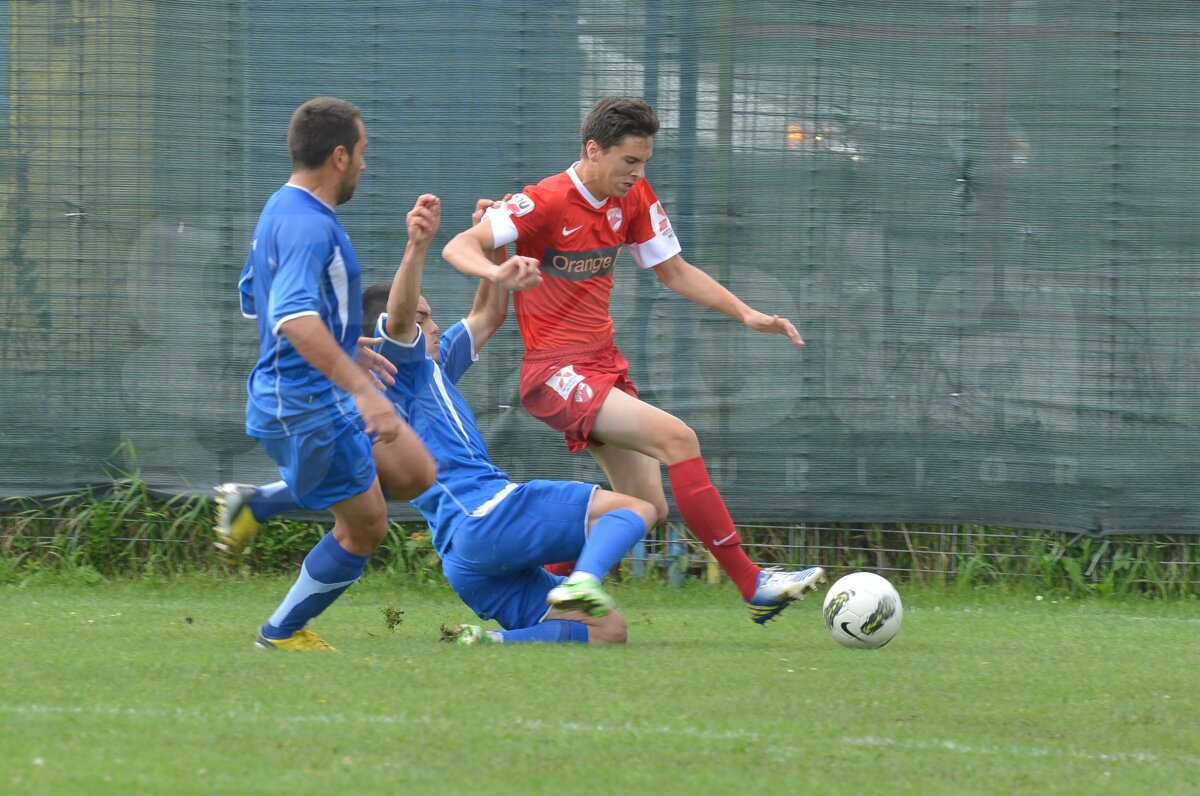 Galerie FOTO Înfrîngere la debut pentru Mulţescu » Dinamo nu a marcat timp de 120 de minute împotriva Coronei Braşov