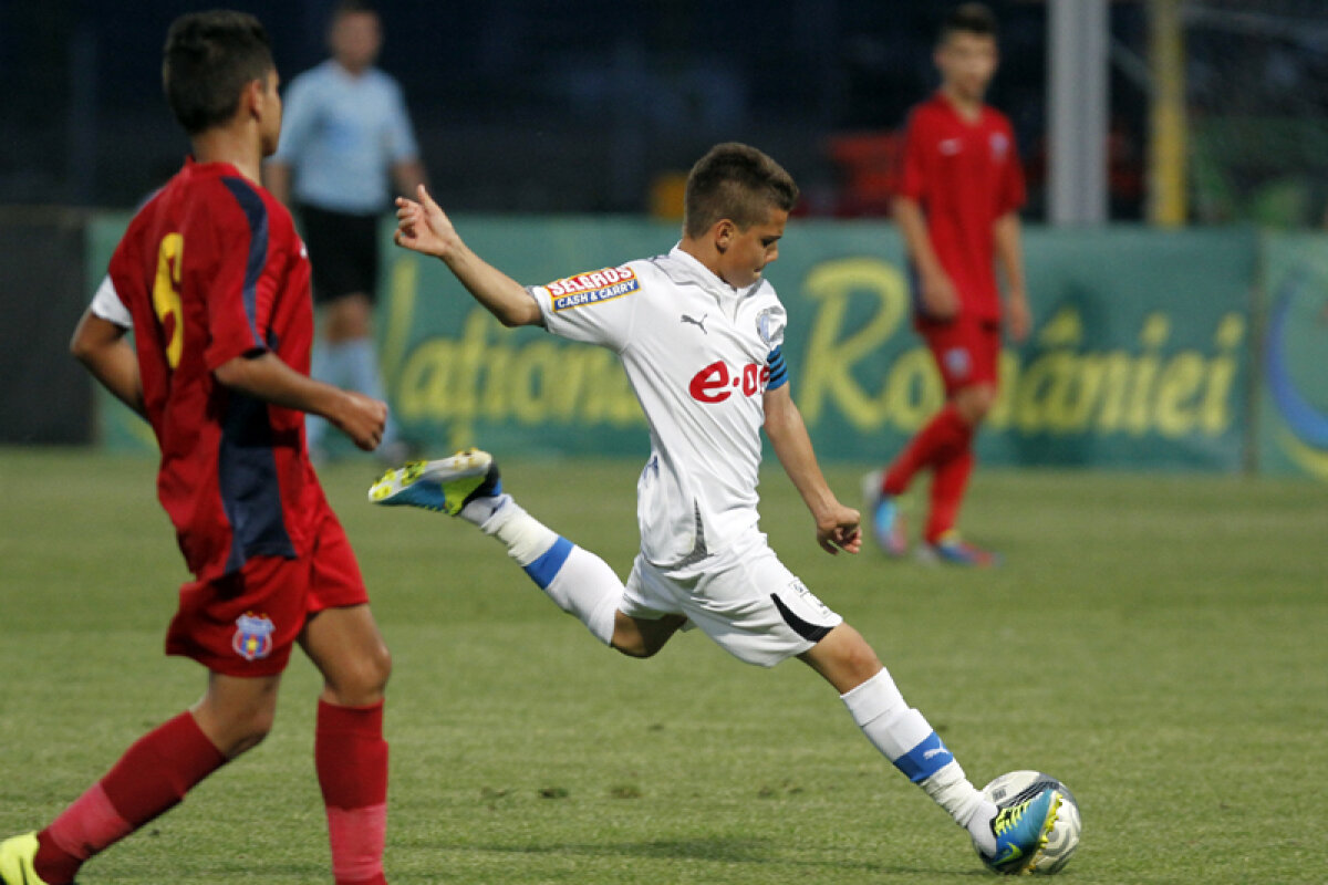 Ianis Hagi a ajuns în ziarul catalan Mundo Deportivo: ”Clona tatălui”