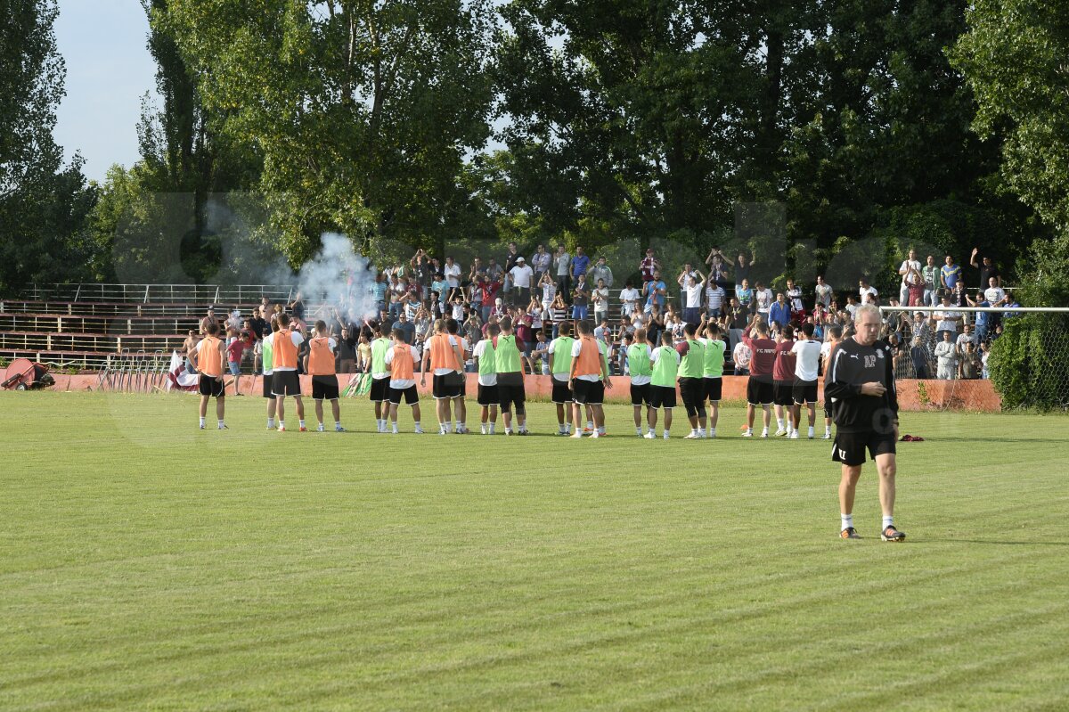 GALERIE FOTO Rada a sunat adunarea » Două surprize în lotul Rapidului prezent la reunire