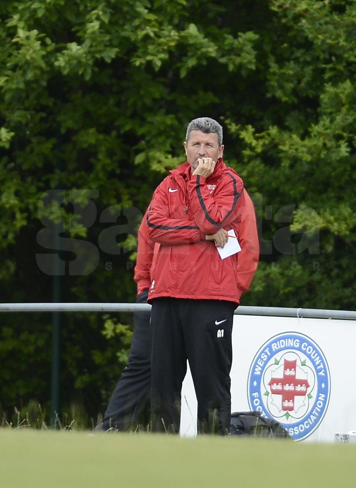 VIDEO şi FOTO Victorie categorică în primul amical din Anglia, Dinamo - Livingston 3-0. Supergol Joel Thomas!