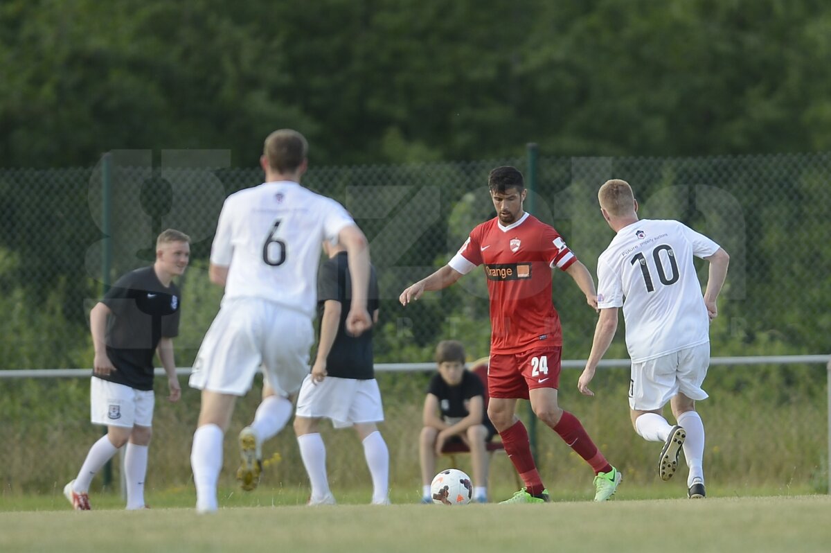 VIDEO şi FOTO Fără Alexe, atac de liga a 3-a » Dinamo - Ayr United 1-1