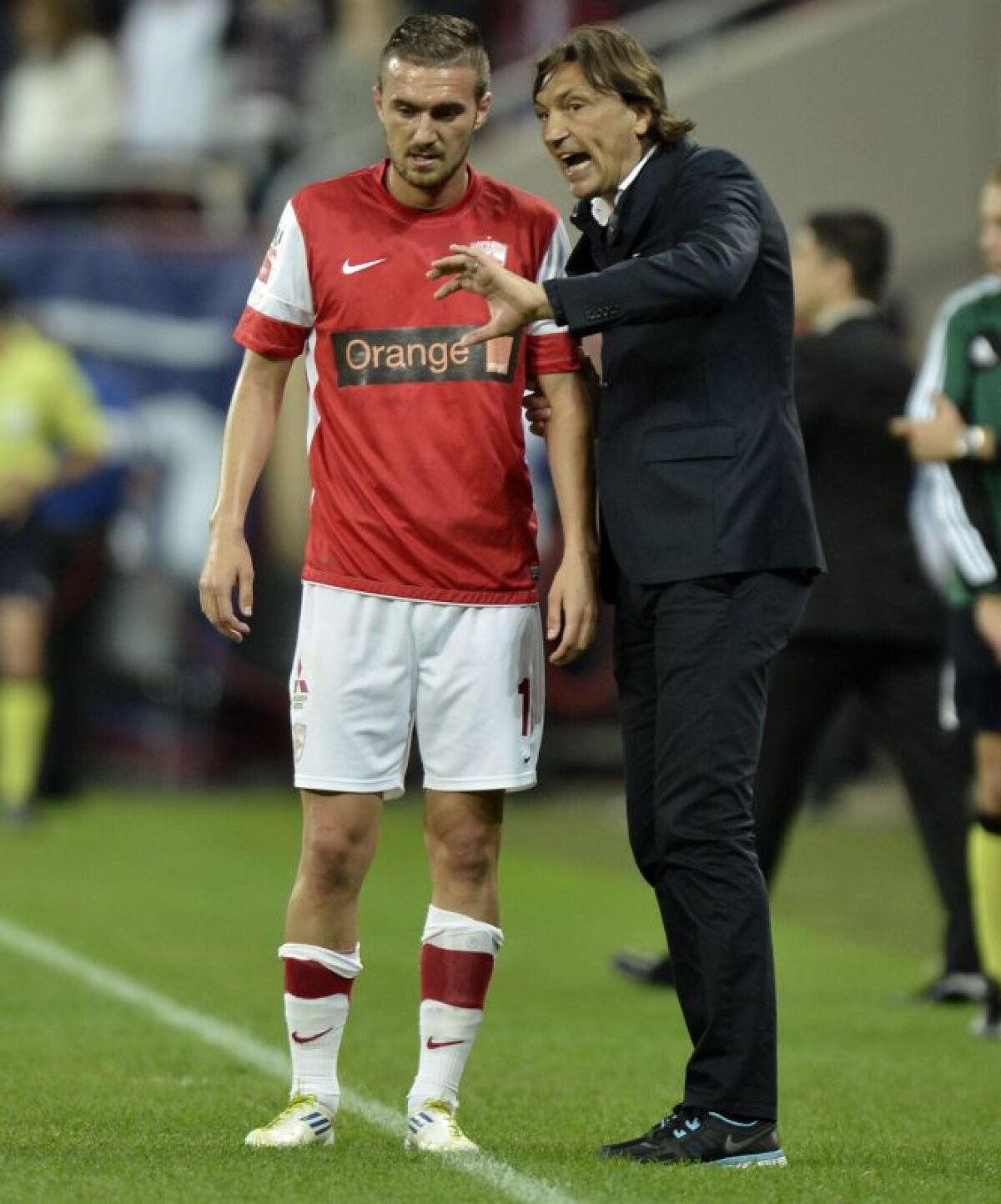 Bonetti e fericit pentru transferurile lui Alexe şi Nica în Serie A: "Dinamo are bani acum să construiască o echipă competitivă"