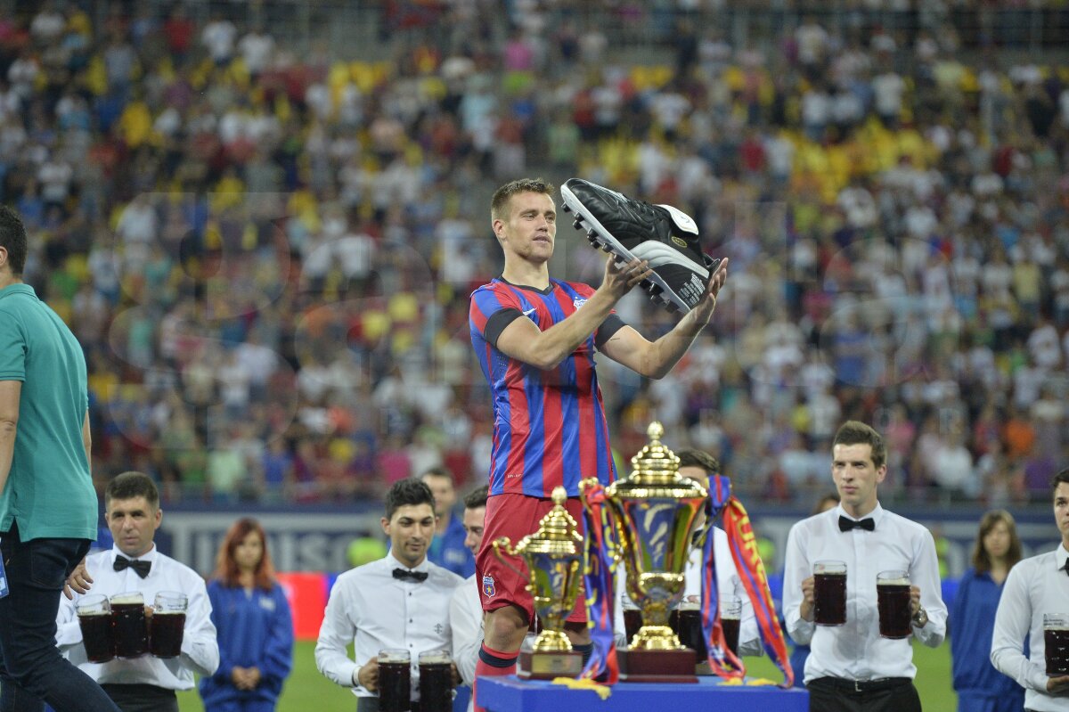 FOTO A şasea Supercupă » Steaua bifează al doilea trofeu în 2013, după 3-0 cu Petrolul